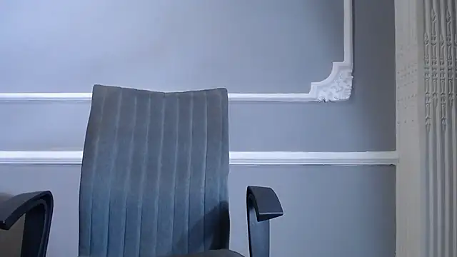 LiamRivers  online show from November 14, 12:15 pm