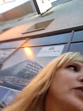 Sexybiene969 online show from September 24, 4:21 pm