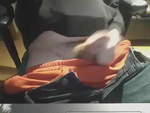 Snapshot of fifu2 chatting on February 6, 7:02 am fifu2 online show from February 6, 7:02 am