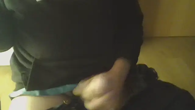 Snapshot of fifu2 chatting on October 12, 1:15 am fifu2 online show from October 12, 1:15 am