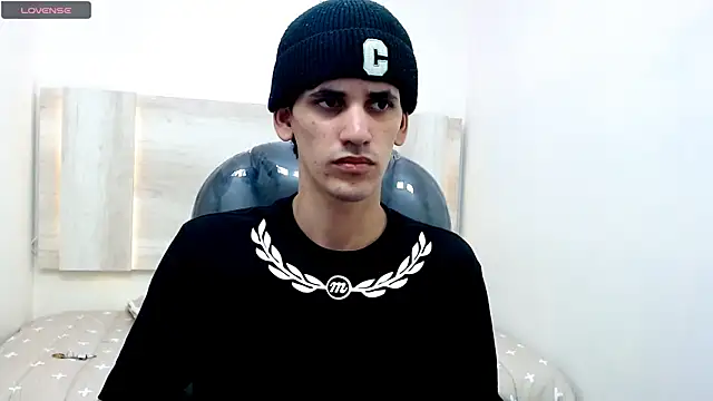 Dirty Kingg online show from March 11, 6:10 am