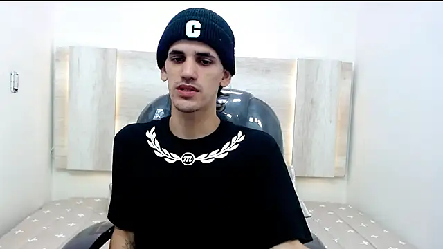 Dirty Kingg online show from March 13, 9:05 pm