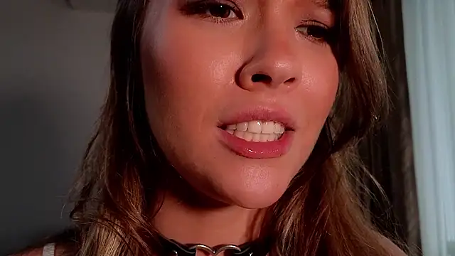 Snapshot of DemiDee chatting on October 9, 10:57 am DemiDee online show from October 9, 10:57 am