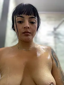 Snapshot of Dulce__Boyd chatting on February 12, 1:48 pm Dulce Boyd online show from February 12, 1:48 pm