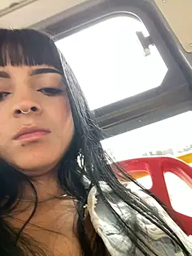 Snapshot of Dulce__Boyd chatting on February 21, 1:33 pm Dulce Boyd online show from February 21, 1:33 pm