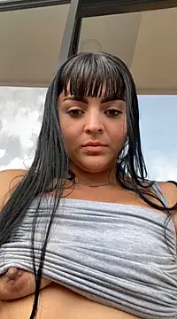 Snapshot of Dulce__Boyd chatting on February 28, 10:39 pm Dulce Boyd online show from February 28, 10:39 pm