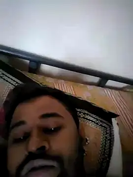 Snapshot of wasim74 chatting on February 26, 4:58 am wasim74 online show from February 26, 4:58 am