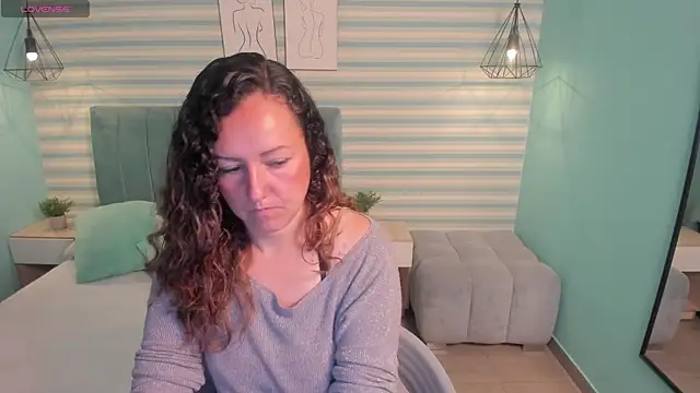 abby apple online show from March 13, 1:50 pm