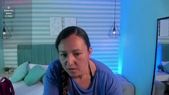 abby apple online show from October 15, 1:55 pm