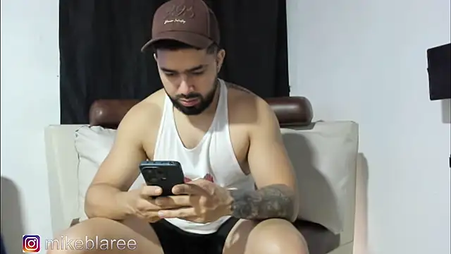 mikeblaree online show from November 9, 5:44 pm