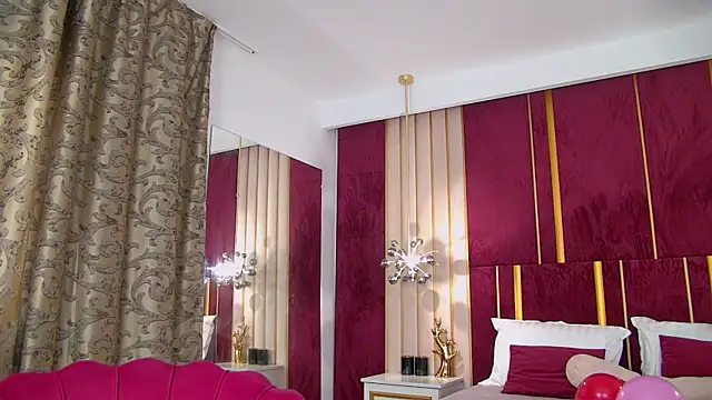 ChloeSins  online show from March 13, 8:37 am