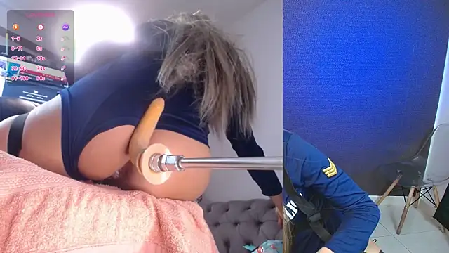 Snapshot of luciana_hunters chatting on October 25, 2:02 pm luciana hunters online show from October 25, 2:02 pm