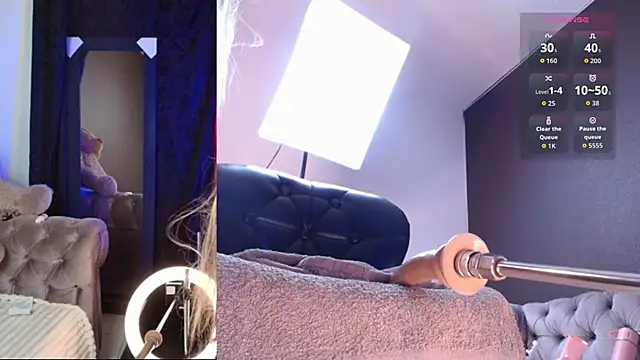 Snapshot of luciana_hunters chatting on November 23, 3:56 pm luciana hunters online show from November 23, 3:56 pm