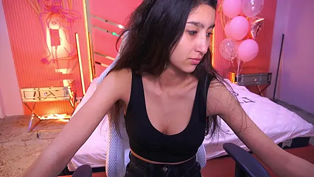 CharmMocco online show from February 25, 7:42 am