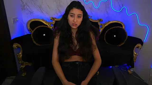 CharmMocco online show from March 16, 7:15 am