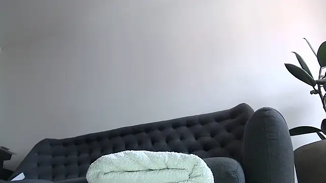 nofacecali online show from March 11, 6:52 pm