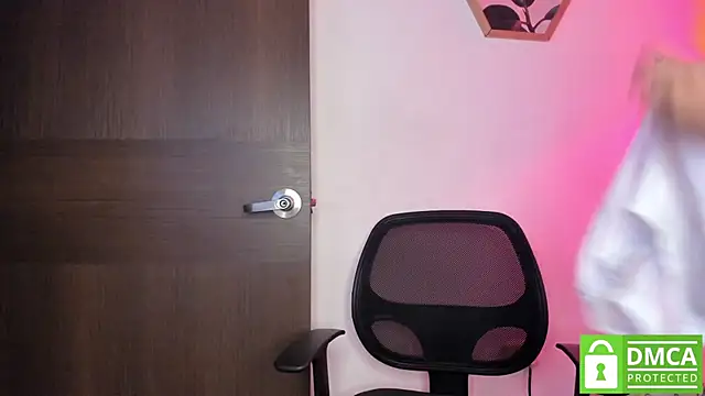 Dhalila  online show from November 8, 2:23 am