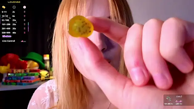 Hisoka akerley online show from September 21, 6:42 pm