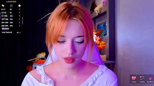 Hisoka akerley online show from November 10, 7:02 pm