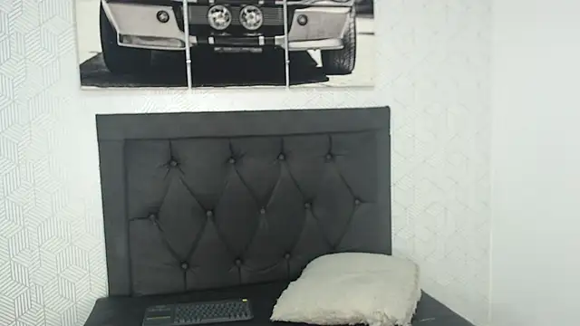 Selena fox7 online show from March 8, 2:45 am