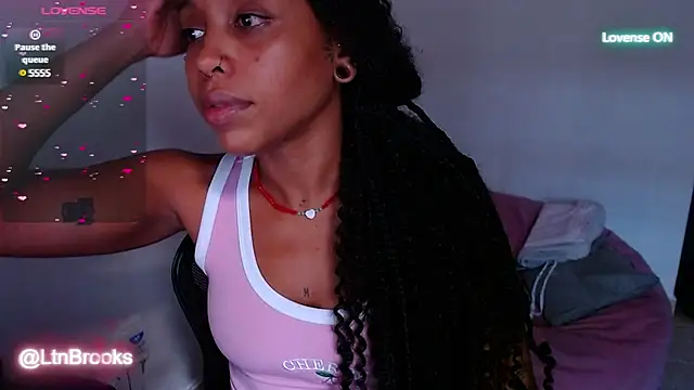 Snapshot of Annaa_Brooks chatting on February 26, 9:16 pm Annaa Brooks online show from February 26, 9:16 pm