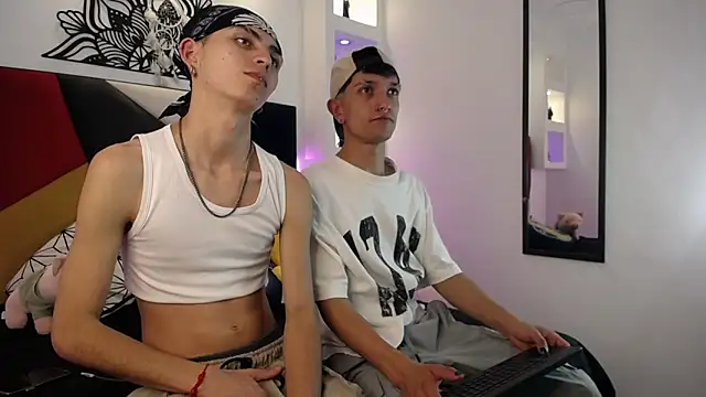 MaikyCooper online show from February 28, 5:15 am