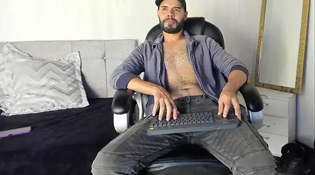 Luke Diaz7 online show from March 21, 11:12 pm