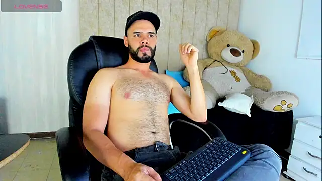 Luke Diaz7 online show from March 22, 11:20 pm