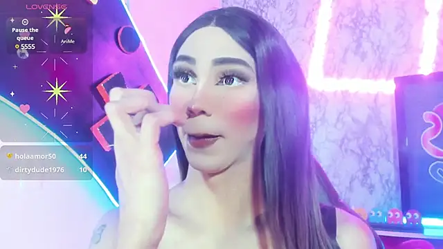 emelly horny  online show from March 18, 11:41 am