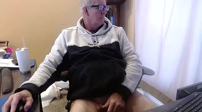 olderandwiser2 online show from February 11, 5:40 pm