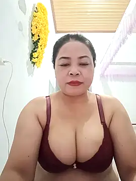 Baby-bigtits2024 online show from February 16, 10:54 pm