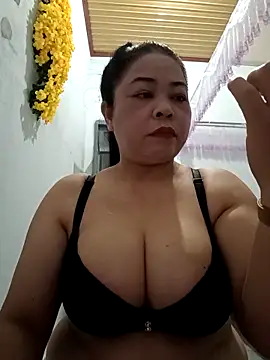 Baby-bigtits2024 online show from February 24, 10:36 pm