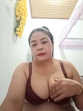 Baby-bigtits2024 online show from March 10, 12:48 pm