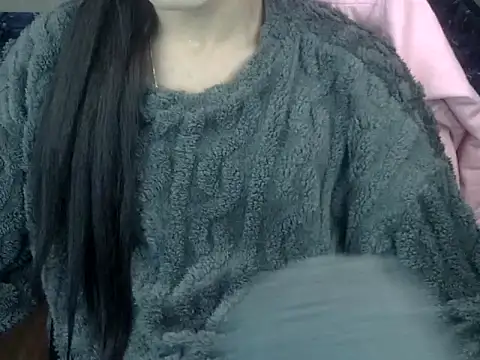 Snapshot of YourCDBitch chatting on December 16, 10:37 pm YourCDBitch online show from December 16, 10:37 pm