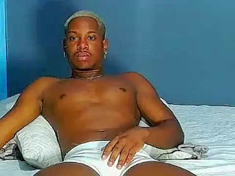 Snapshot of JackBlackone chatting on September 23, 2:09 pm JackBlackone online show from September 23, 2:09 pm