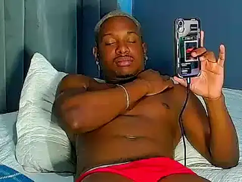 Snapshot of JackBlackone chatting on September 24, 2:15 am JackBlackone online show from September 24, 2:15 am