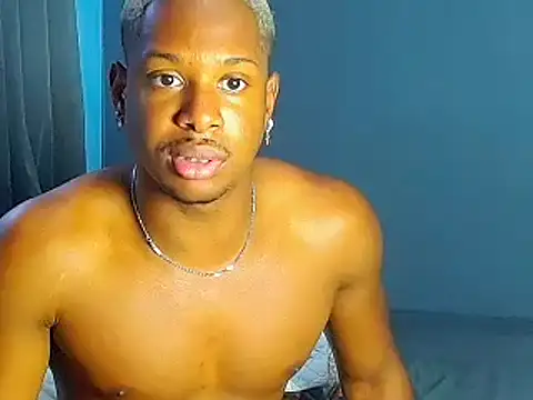 Snapshot of JackBlackone chatting on October 7, 1:30 pm JackBlackone online show from October 7, 1:30 pm