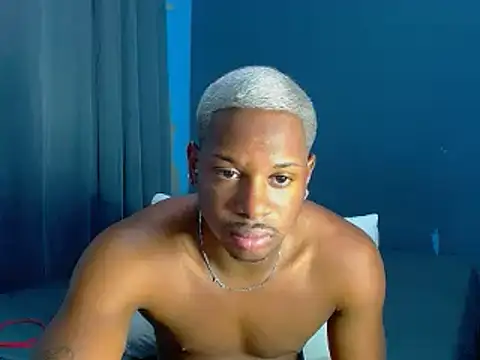 Snapshot of JackBlackone chatting on October 13, 6:19 pm JackBlackone online show from October 13, 6:19 pm