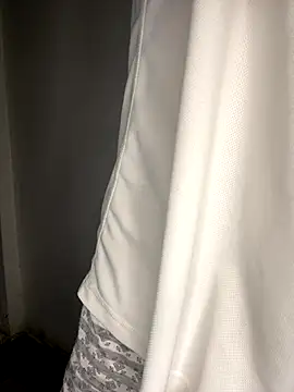 Snapshot of Hamza-Maroki chatting on November 23, 9:36 pm Hamza-Maroki online show from November 23, 9:36 pm