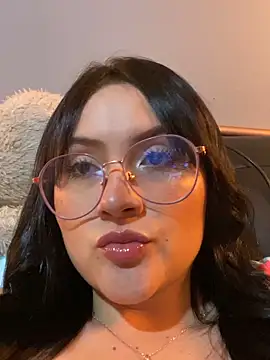 ValentinaOrtiz3 online show from September 19, 2:02 am