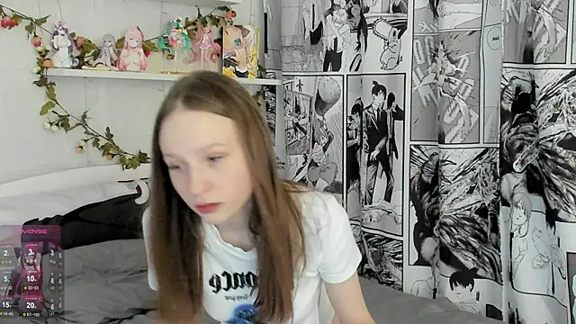 Snapshot of b4by_Emilia chatting on March 3, 11:00 am b4by Emilia online show from March 3, 11:00 am