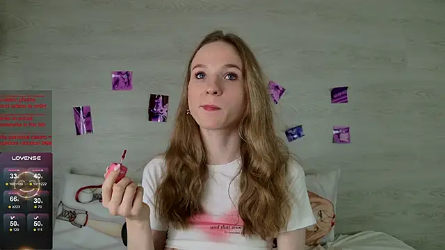 Snapshot of b4by_Emilia chatting on September 17, 5:09 am b4by Emilia online show from September 17, 5:09 am