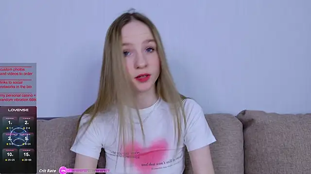 Snapshot of b4by_Emilia chatting on November 7, 10:59 am b4by Emilia online show from November 7, 10:59 am