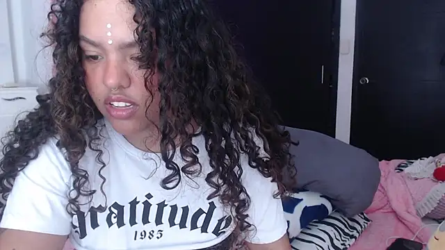 Anitta bell online show from February 14, 12:51 am