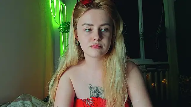 Alexa Pirs online show from March 3, 11:35 pm