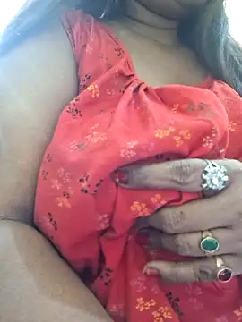 Snapshot of SX-JUHI chatting on October 5, 5:39 am SX-JUHI online show from October 5, 5:39 am