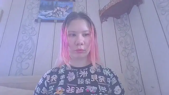 Snapshot of Little_kitsune1707 chatting on September 17, 6:37 am Little kitsune1707 online show from September 17, 6:37 am