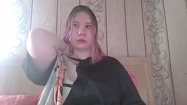 Snapshot of Little_kitsune1707 chatting on September 30, 4:28 am Little kitsune1707 online show from September 30, 4:28 am