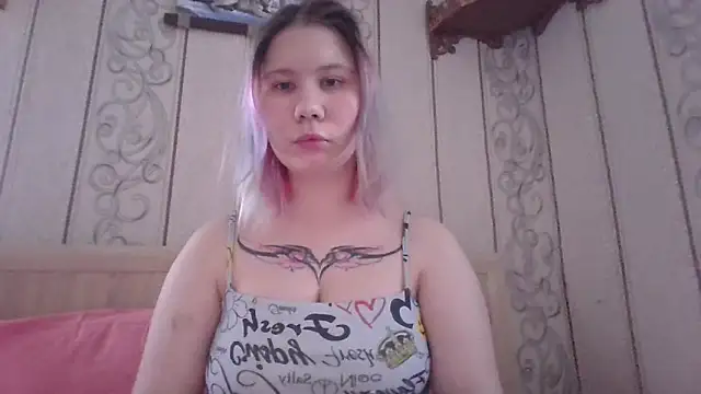 Snapshot of Little_kitsune1707 chatting on October 1, 8:53 am Little kitsune1707 online show from October 1, 8:53 am