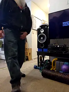 Snapshot of HardSteele97 chatting on November 25, 9:15 pm HardSteele97 online show from November 25, 9:15 pm